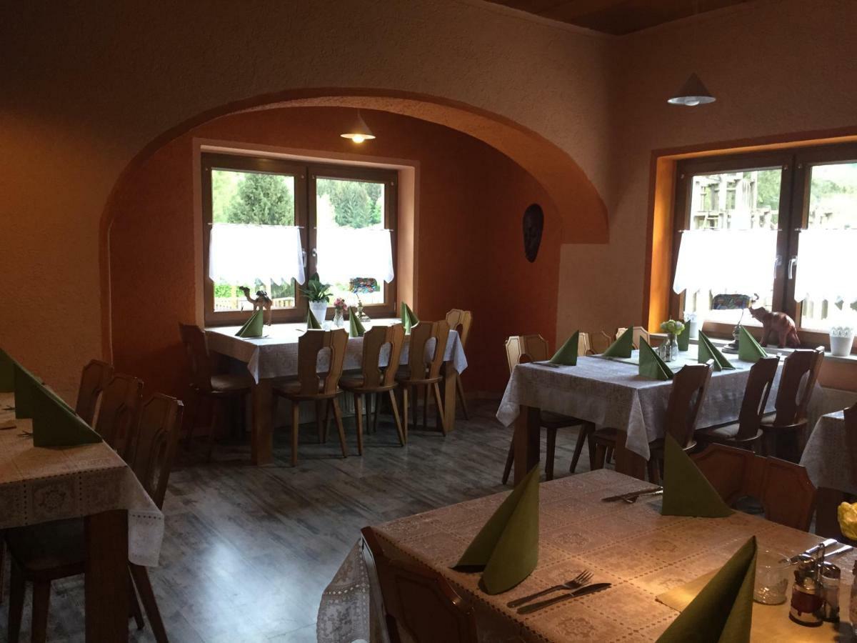 Gasthaus Alter Bahnhof Hotel Metzdorf Bagian luar foto
